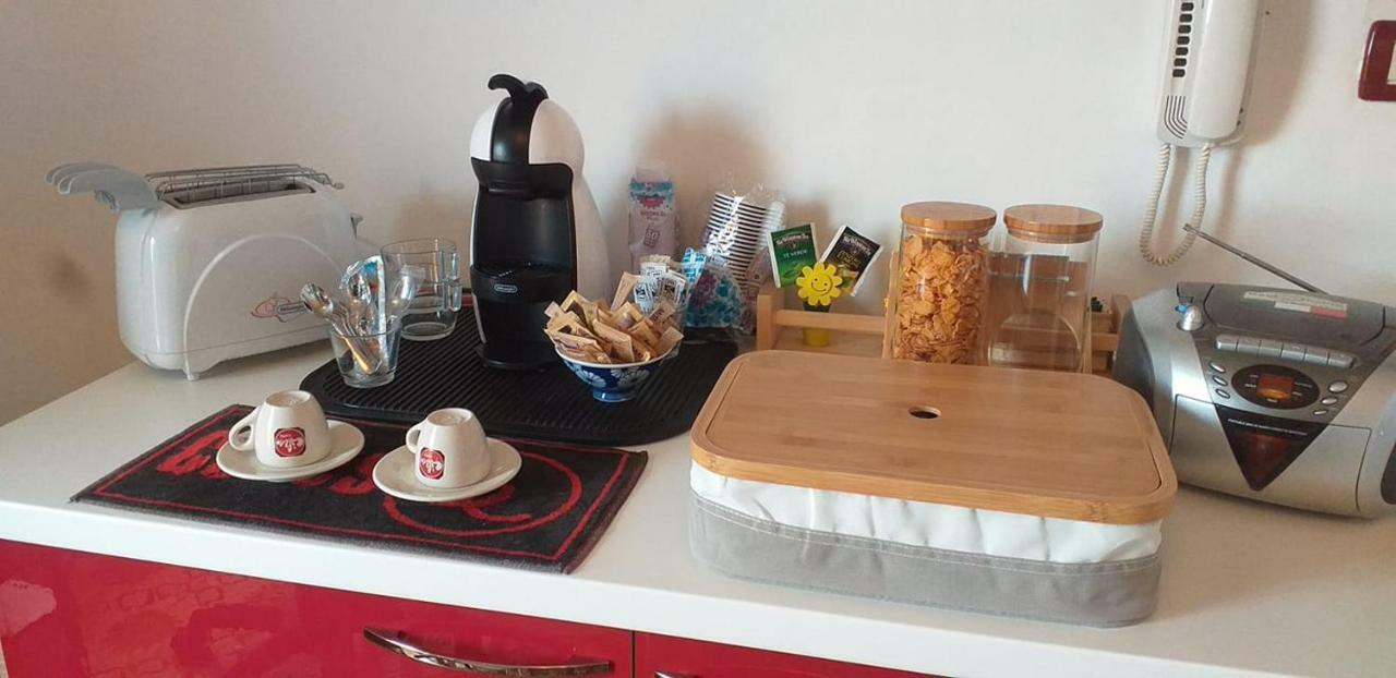 ボローニャZimmy'S Houseアパートメント エクステリア 写真